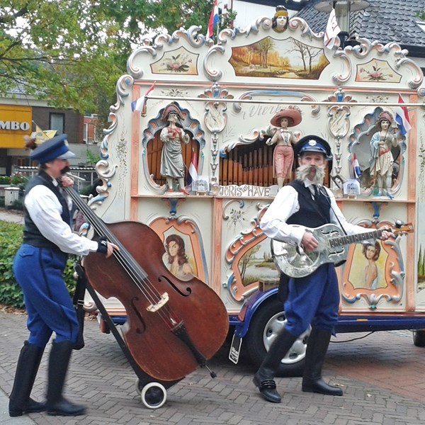 DE ANDERE DIENDERS (4) org.jpg
