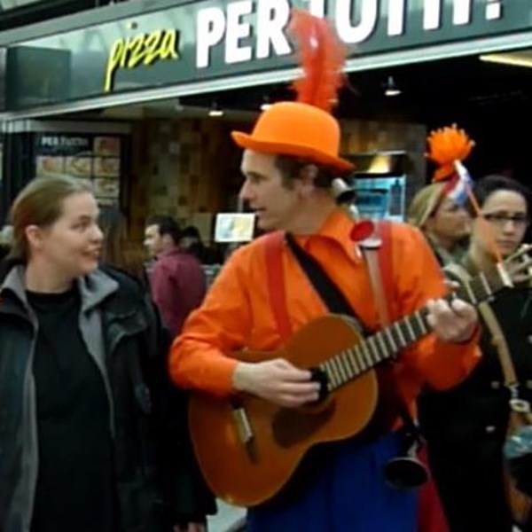 PARATATA - Oranje 2013-04-27 (7a).jpg