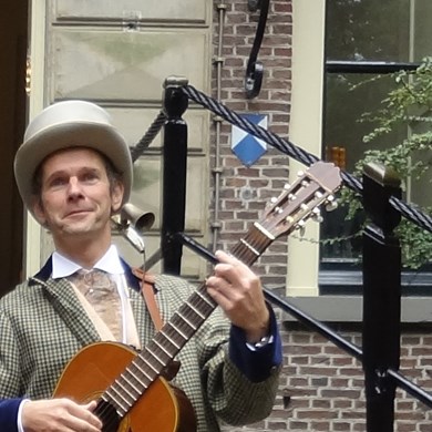 Dickens solo muzikant - akoestische mobiele muziek - kasteel bruiloft1.jpg