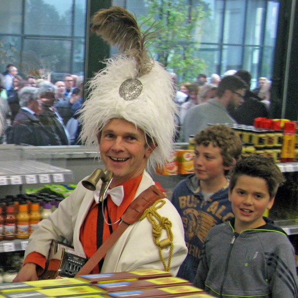 IJSBREKERS 2014-05-01 Oegstgeest (18a) bew.jpg
