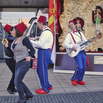 PARATATA 2011 - Nijmegen woonboulevard 15-10-2011 030aa.jpg