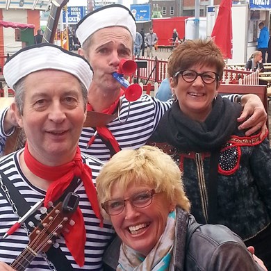zingende matrozen - muzikanten - SAIL Den Helder - zeeman liedjes zee