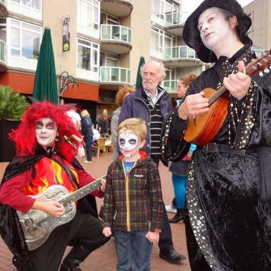 HALLOWEEN - 2013-10-26 011dd (1000x1000).jpg