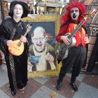 HALLOWEEN - 2013-10-26 051a (2) (1000x1000).jpg