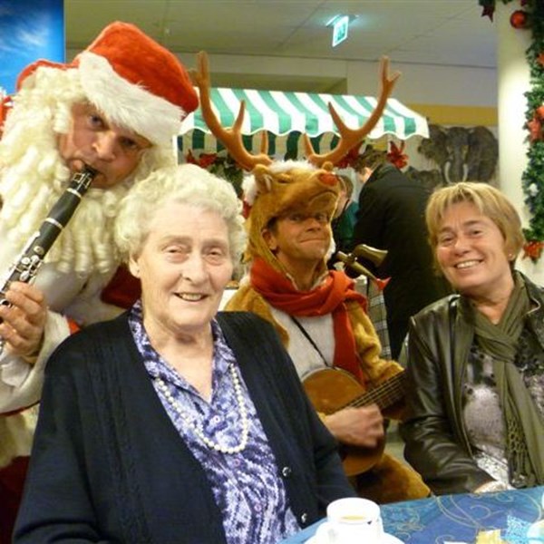 SANTA&RUDOLF 2012-12-09 Geleen (4a) (1000x1000).jpg