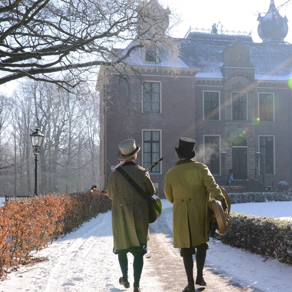 Kasteel Oud Poelgeest Oegstgeest DICKENS MUSE muzikanten duo muziek akoestisch mobiel (3)