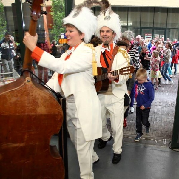 IJSBREKERS 2014-05-01 Oegstgeest (73)v (1000x1000).jpg