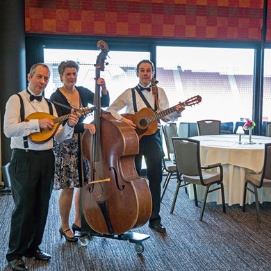 receptie entree muziek trio Paratata muzikanten akoestisch mobiel