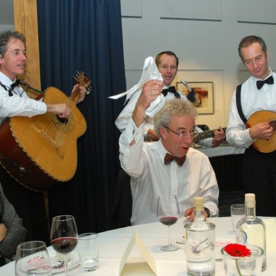 bruiloft receptie entree diner muziek trio Paratata muzikanten akoestisch mobiel