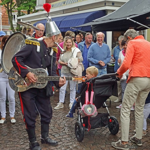 BLIKKEN RIK - Koperen Ko - Nikkelen Nelis - onemanband (10).jpg