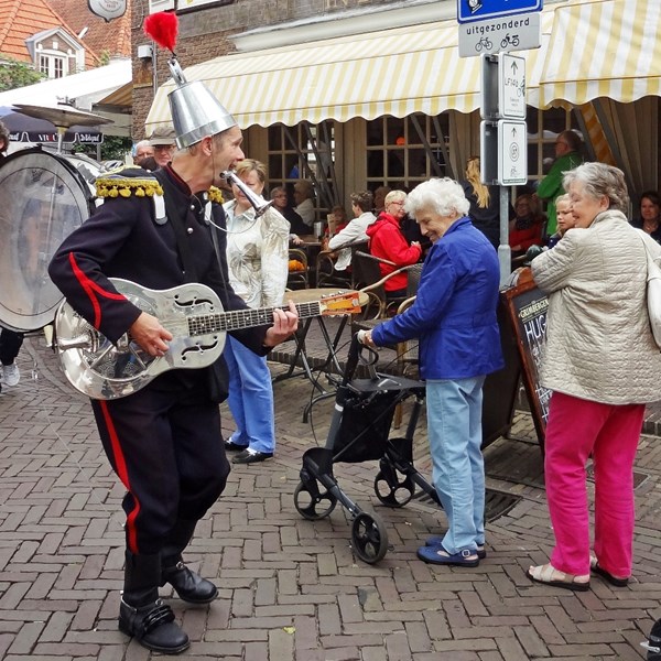 BLIKKEN RIK - Nikkelen Nelis - Koperen Ko - IJzeren Hein (3).jpg