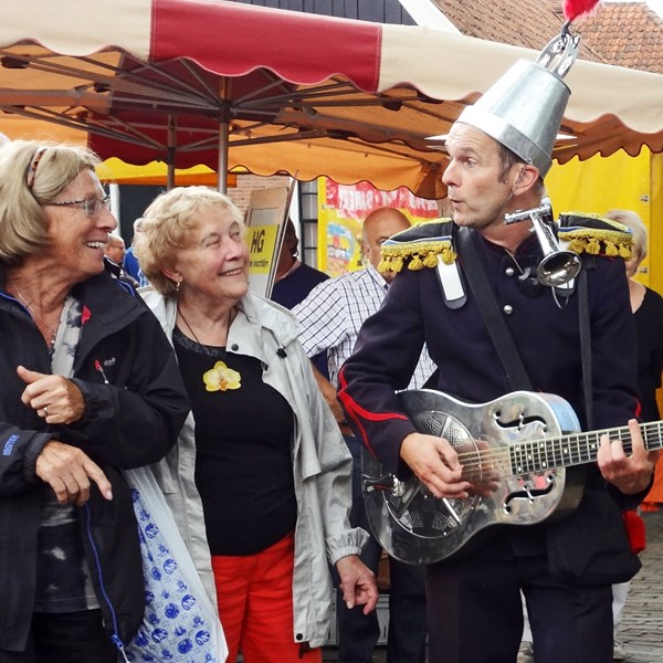 BLIKKEN RIK - Koperen Ko - Nikkelen Nelis - IJzeren Hein (4).jpg