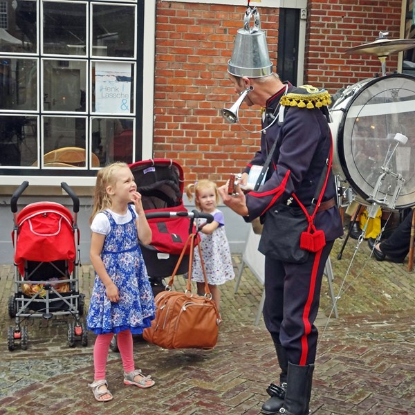 BLIKKEN RIK - Koperen Ko - Nikkelen Nelis - IJzeren Hein (5).jpg
