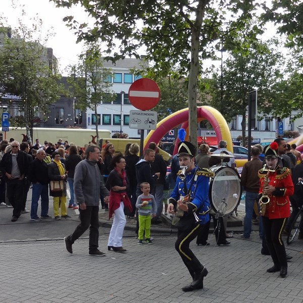 DE ANDERE FANFARE 2014-08-24 Beveren (14v).jpg