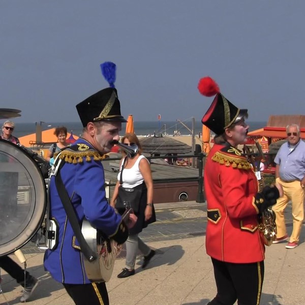 DE ANDERE FANFARE 2014-09-07 Scheveningen.jpg