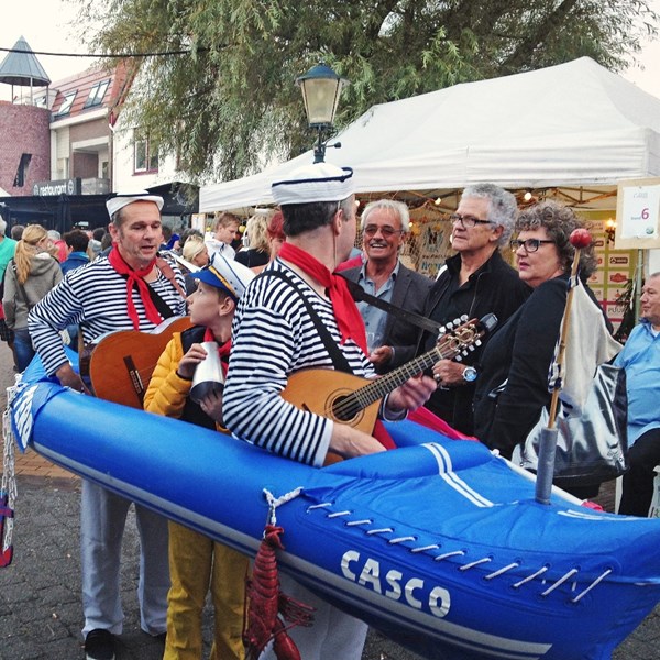 muzikale matrozenboot - SAIL - zingende matrozen - Casco rondvaart - zeemansliederen - Texel