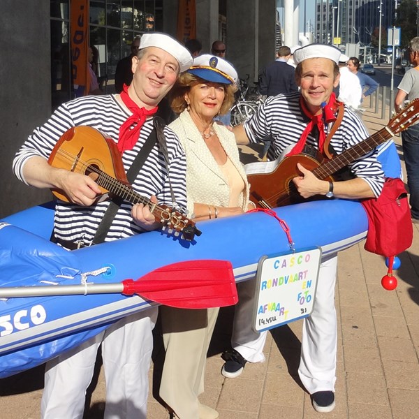 muzikale matrozenboot - SAIL 2015 - zingende matrozen - muzikanten duo - zeemansliederen (7)