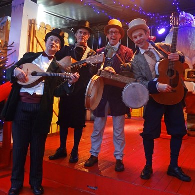 DICKENS MUSE muziek muzikanten kwartet akoestisch mobiel Aalst kerst