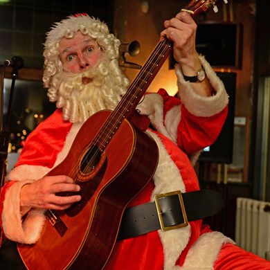 SANTA 2014-12-21 Raamsdonksveer v2 (1000x1000).jpg