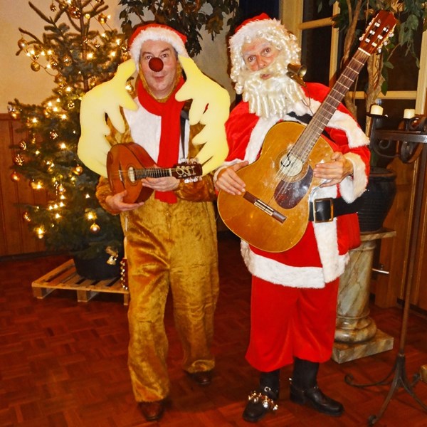 SANTA & RUDOLF 2014-12-19 Raamsdonksveer (16vb) (1000x1000).jpg