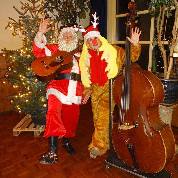 SANTA & RUDOLF 2014-12-19 Raamsdonksveer (03vb) (1000x1000).jpg