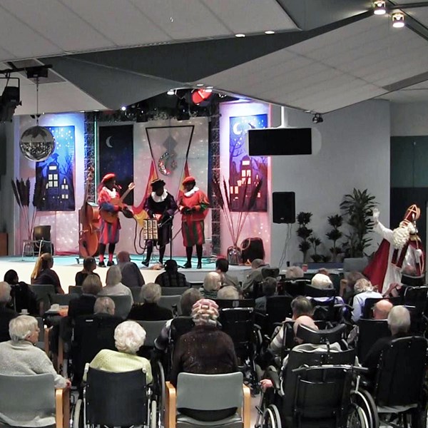 PEPERNOTENKRAKERS 2014-12-03 Delft 14a (1000x1000).jpg