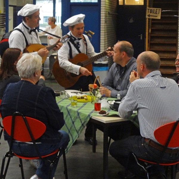 PARATATA 2015-04-25 (13)bew (1000x1000).jpg