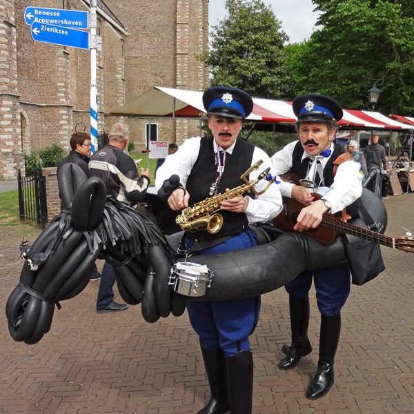 PRETPOLITIE 2015-05-25 Burgh-Haamstede (32)vb (1000x1000).jpg