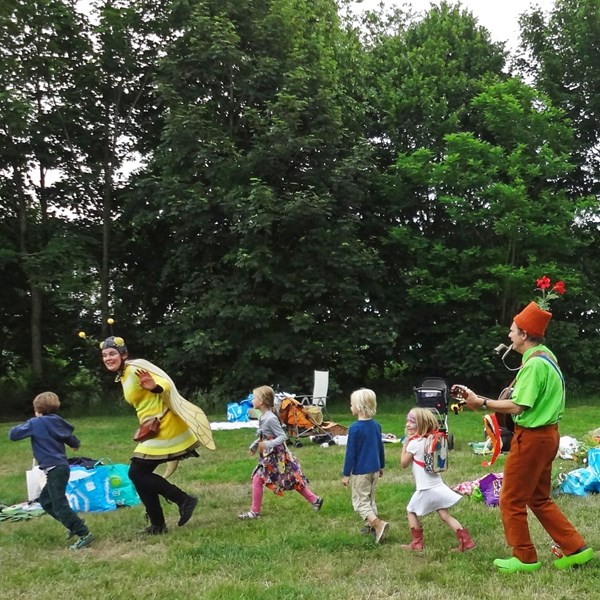 HEER DINGES 2015-06-17 Maartensdijk (172)vb (1000x1000).jpg