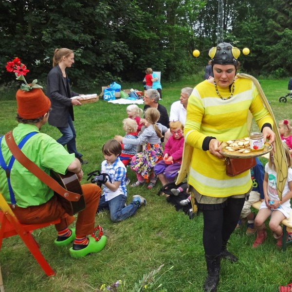 HEER DINGES 2015-06-17 Maartensdijk (188)vb (1000x1000).jpg
