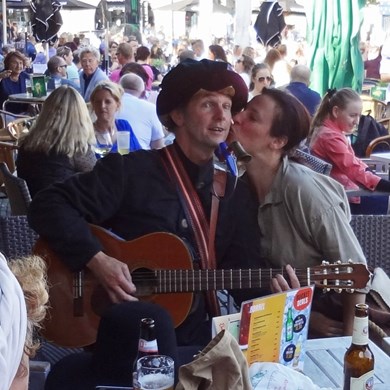 TROUBADOUR ROULAND 2015-06-27 Alkmaar (20)v2b (1000x1000).jpg