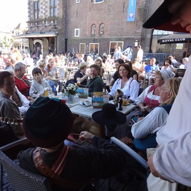 TROUBADOUR ROULAND 2015-06-27 Alkmaar (25)v2 (1000x1000).jpg