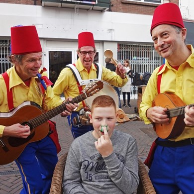 PARATATA 2015-10-03 Ede 2 (1000x1000).jpg