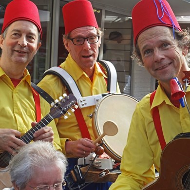 PARATATA 2015-10-03 Ede 3 (1000x1000).jpg