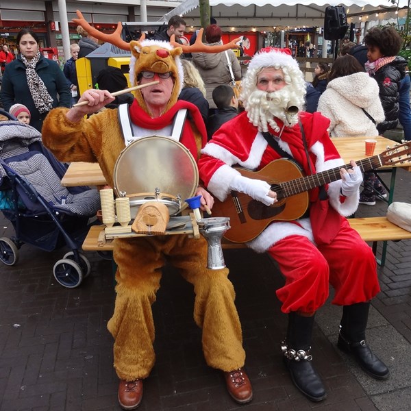 SANTA&RUDOLF 2015-12-19 Utrecht (16)v (1000x1000).JPG
