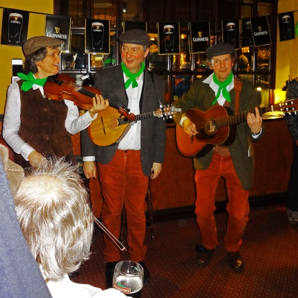 IRISH MUSE 2016-03-17 Leiden (68)vb (1000x1000).jpg