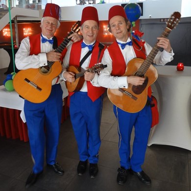 PARATATA muziektrio 2016-04-14 Beverwijk  (03) (1000x1000).JPG