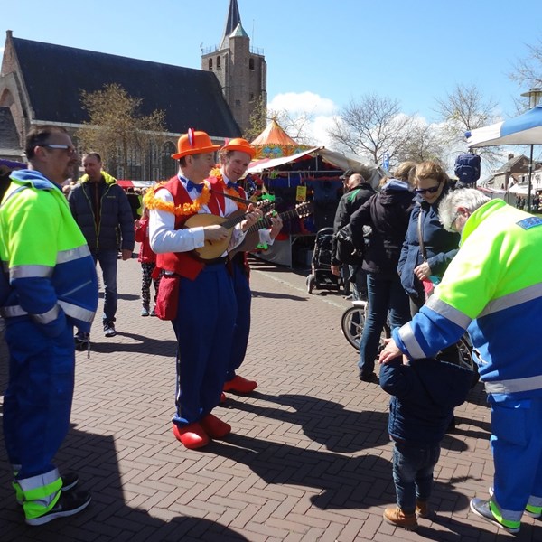 ORANJE BOVEN 2016-04-23 Renesse (24) (1000x1000).JPG
