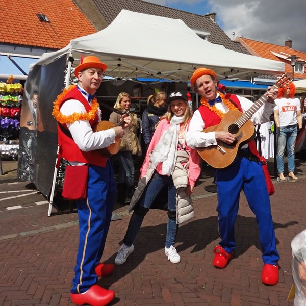 ORANJE BOVEN 2016-04-23 Renesse (41b) (1000x1000).jpg