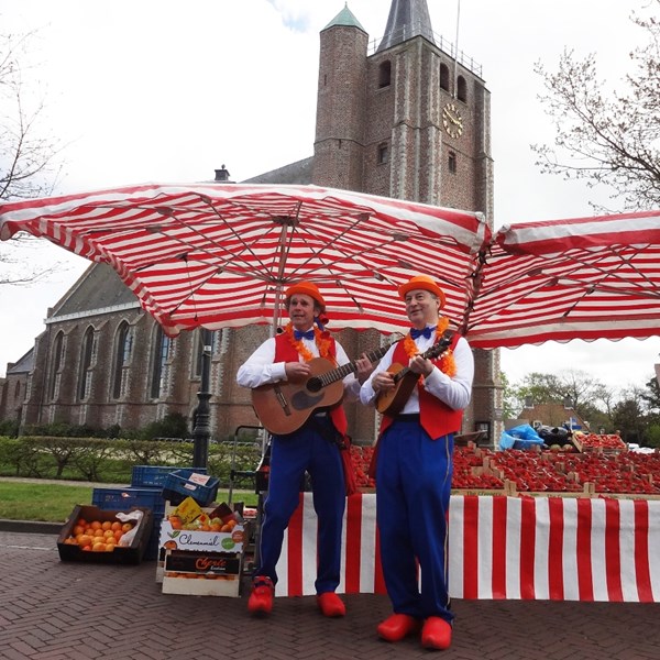 ORANJE BOVEN 2016-04-23 Renesse (54b) (1000x1000).jpg