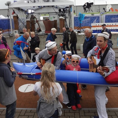 MATROZENBOOT 2016-07-01 Delfsail (123)v (1000x1000).JPG