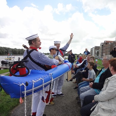 MATROZENBOOT 2016-07-02 Oud-Beijerland (64) (1000x1000).JPG