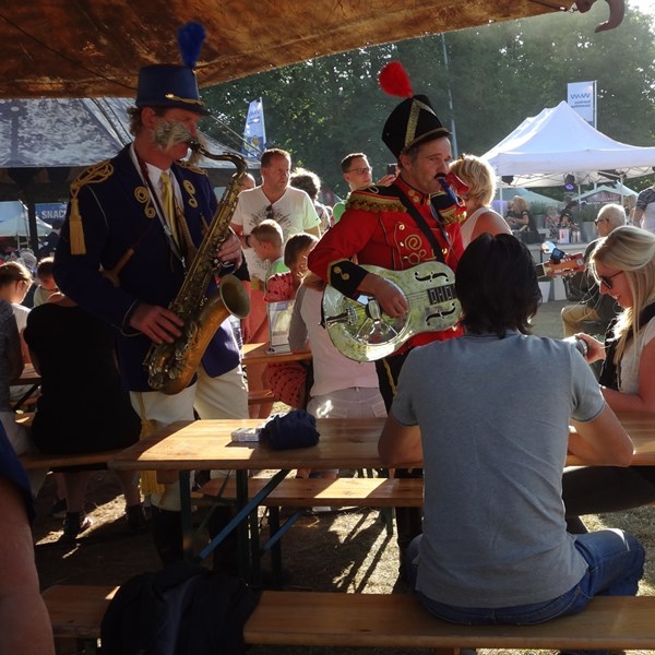 DE ANDERE FANFARE 2016-08-16 Woerden (32)v (1000x1000).JPG