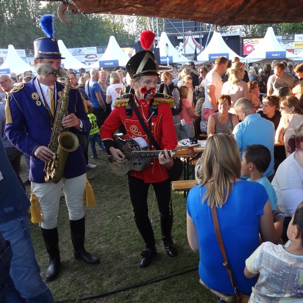 DE ANDERE FANFARE 2016-08-16 Woerden (39)v (1000x1000).JPG