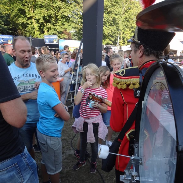 DE ANDERE FANFARE 2016-08-16 Woerden (41)v (1000x1000).JPG