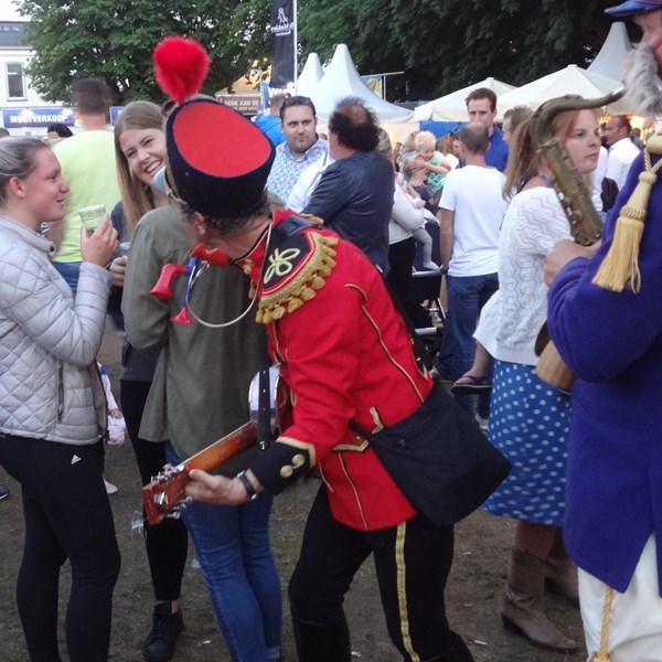 DE ANDERE FANFARE 2016-08-16 Woerden (60)vb (1000x1000).jpg