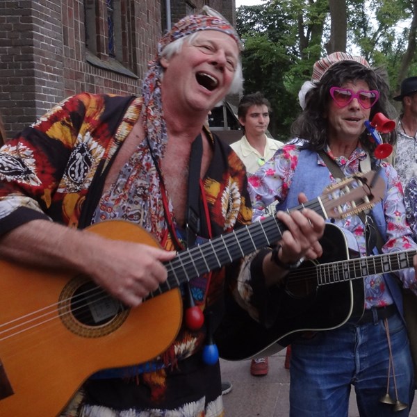 PEACE MEN - HIPPIES - muzikanten - sixties - Ruigoord (108)v.JPG