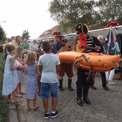 PIRATENBOOT 2016-09-10 Dirkshorn (21)v (1000x1000).JPG