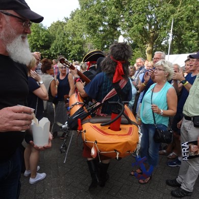 PIRATENBOOT 2016-09-10 Dirkshorn (129)v (1000x1000).JPG