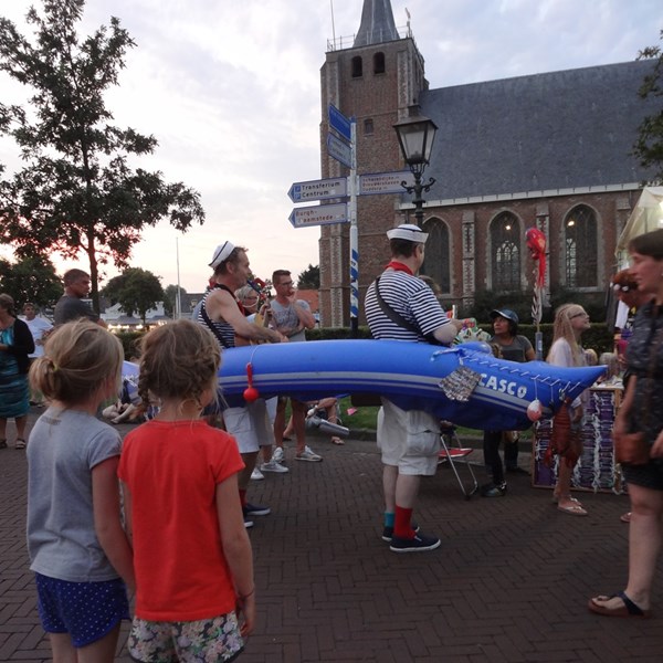 MATROZENBOOT 2016-08-27 Renesse (09)v (1000x1000).JPG
